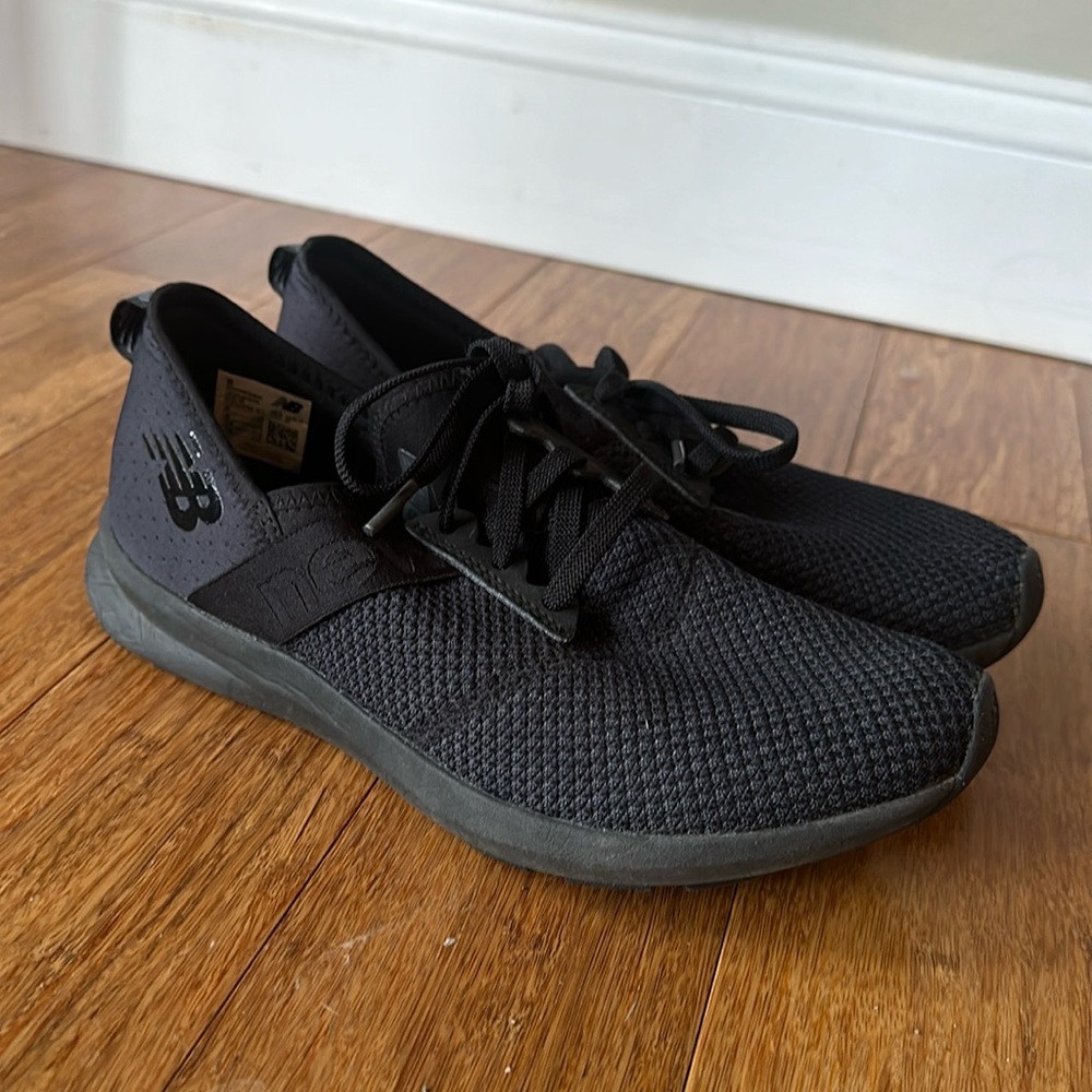 New balance black sneakers